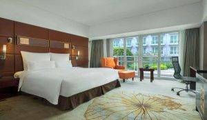 Contemporary Pullman Hotel conveniently located next to Guangzhou Baiyun International Airport