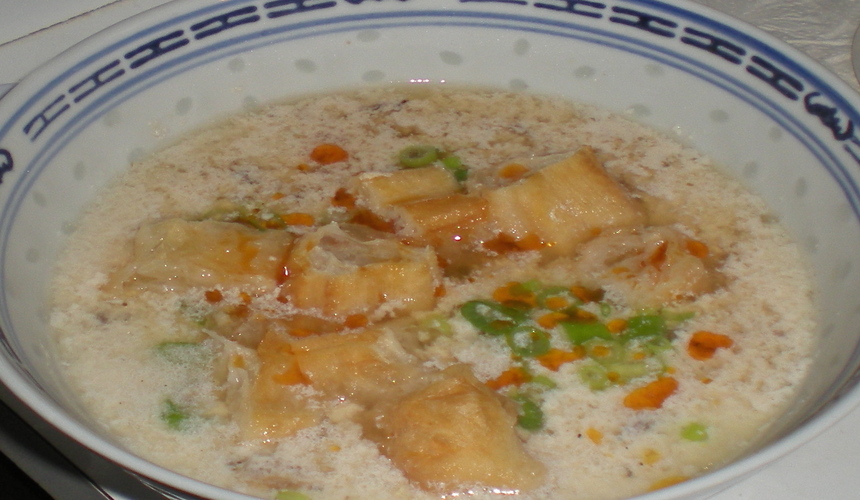 Fresh soy milk served with breakfast snacks in Xi’an, China
