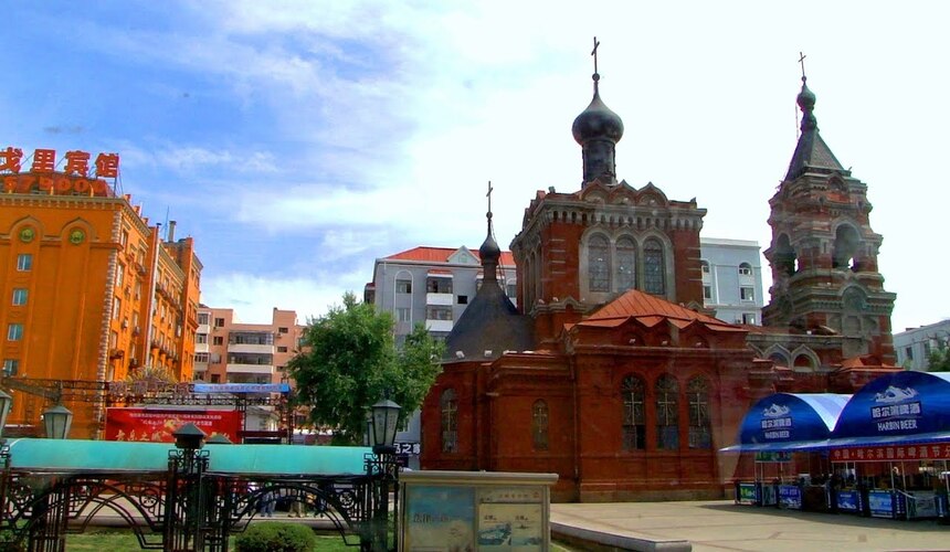 Harbin Beer Street with local bars, restaurants, and seasonal beer festivals.