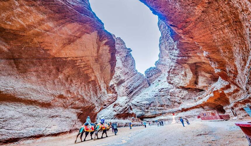 Historic streets and cultural landmarks in Xinjiang Kuqa, an important stop on the ancient Silk Road
